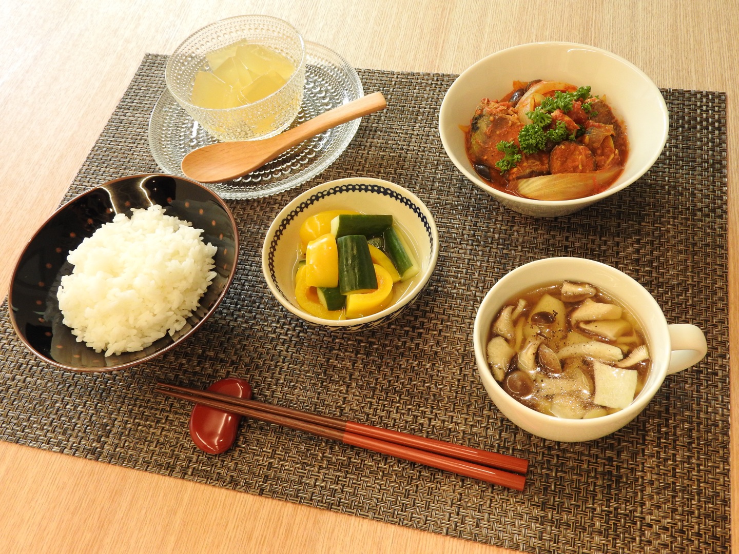 さばのトマトカレー煮定食
