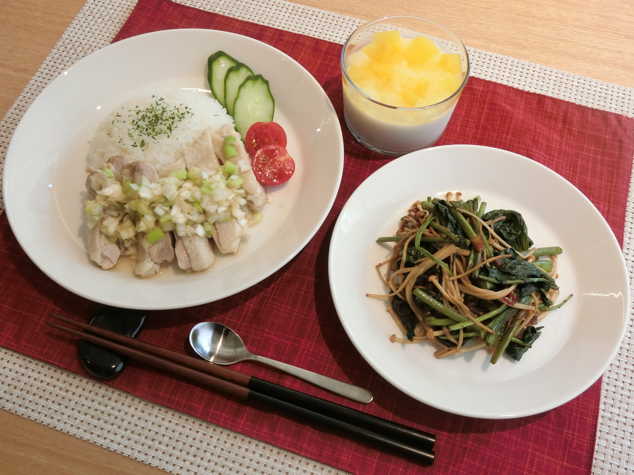 香味野菜で減塩!カオマンガイ定食