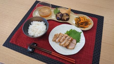 ヘルシー!焼豚のお正月定食